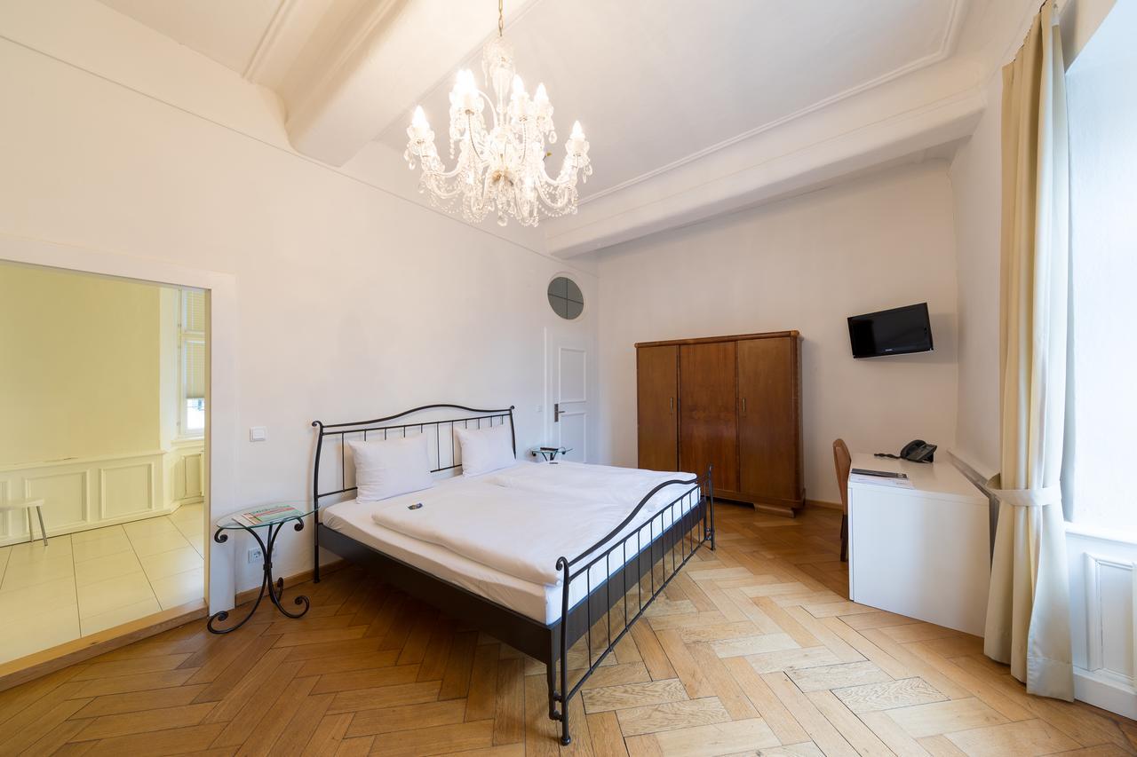 Schlossparkhotel Mariakirchen Arnstorf Extérieur photo