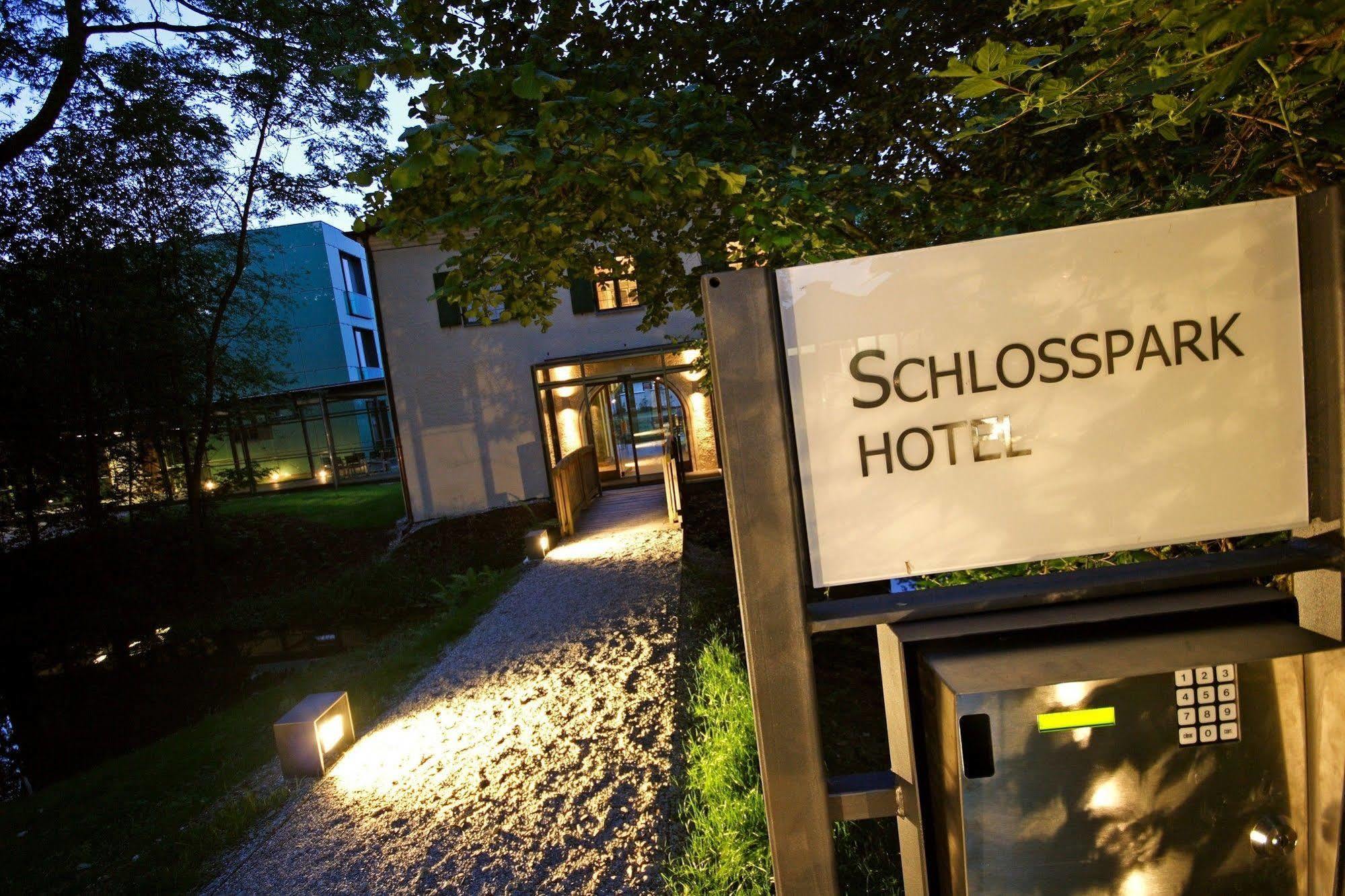 Schlossparkhotel Mariakirchen Arnstorf Extérieur photo